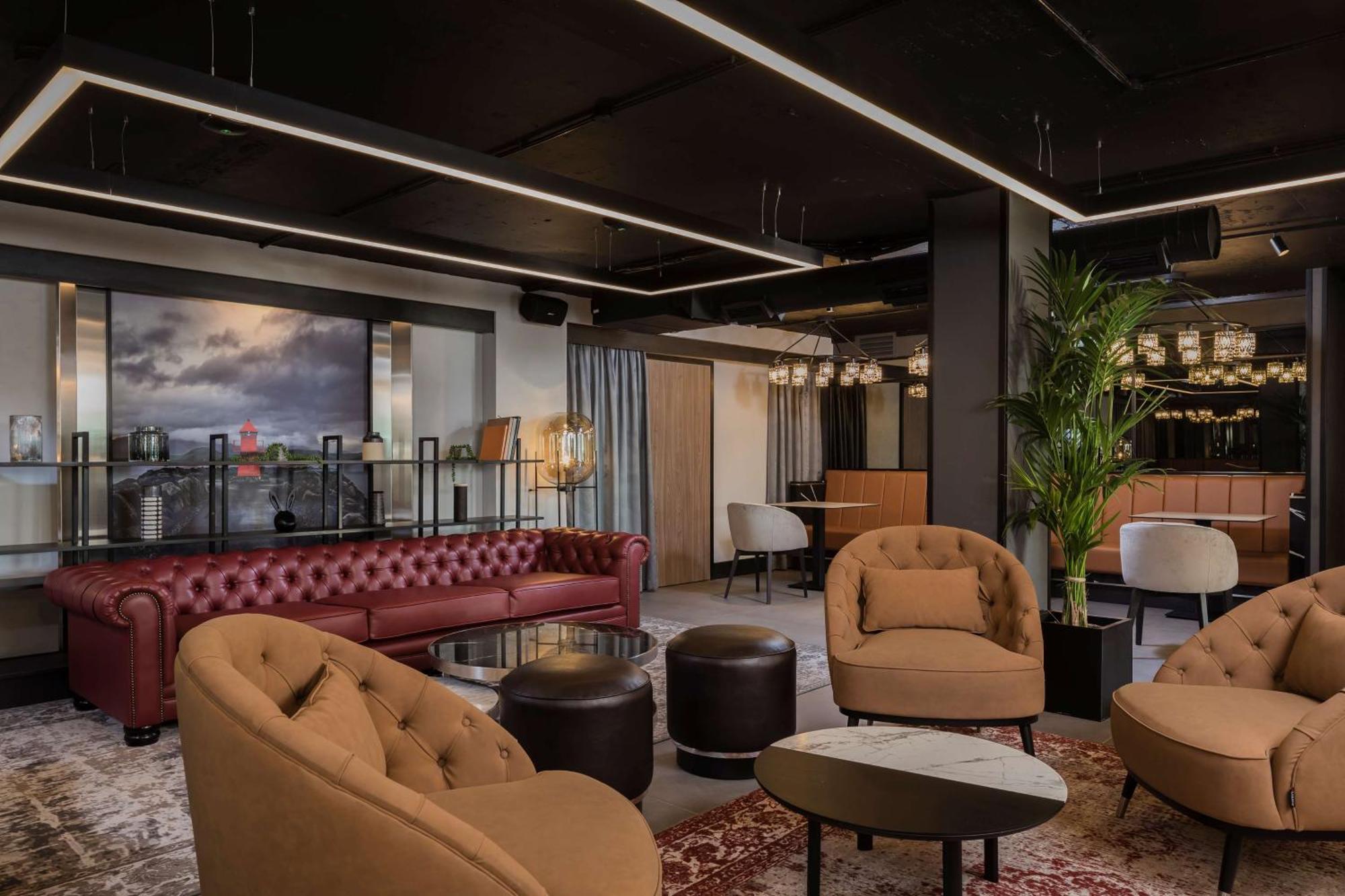 Hotel Radisson Red London Heathrow Harmondsworth Esterno foto Interior of the hotel